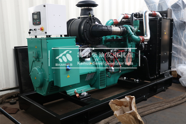 出口緬甸的250KW康明斯發(fā)電機(jī)組成功出廠(chǎng)